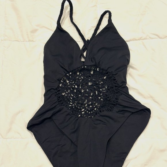 Frankie's Bikinis Black Poppy Crochet Detail One Piece - Picture 3 of 3